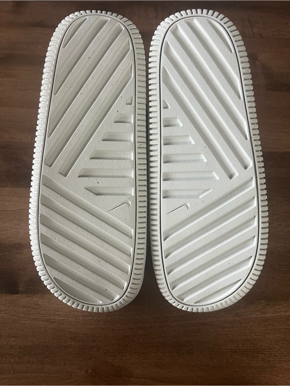 Nike Women’s Light Bone Calm Sandals - Picture 5 of 6